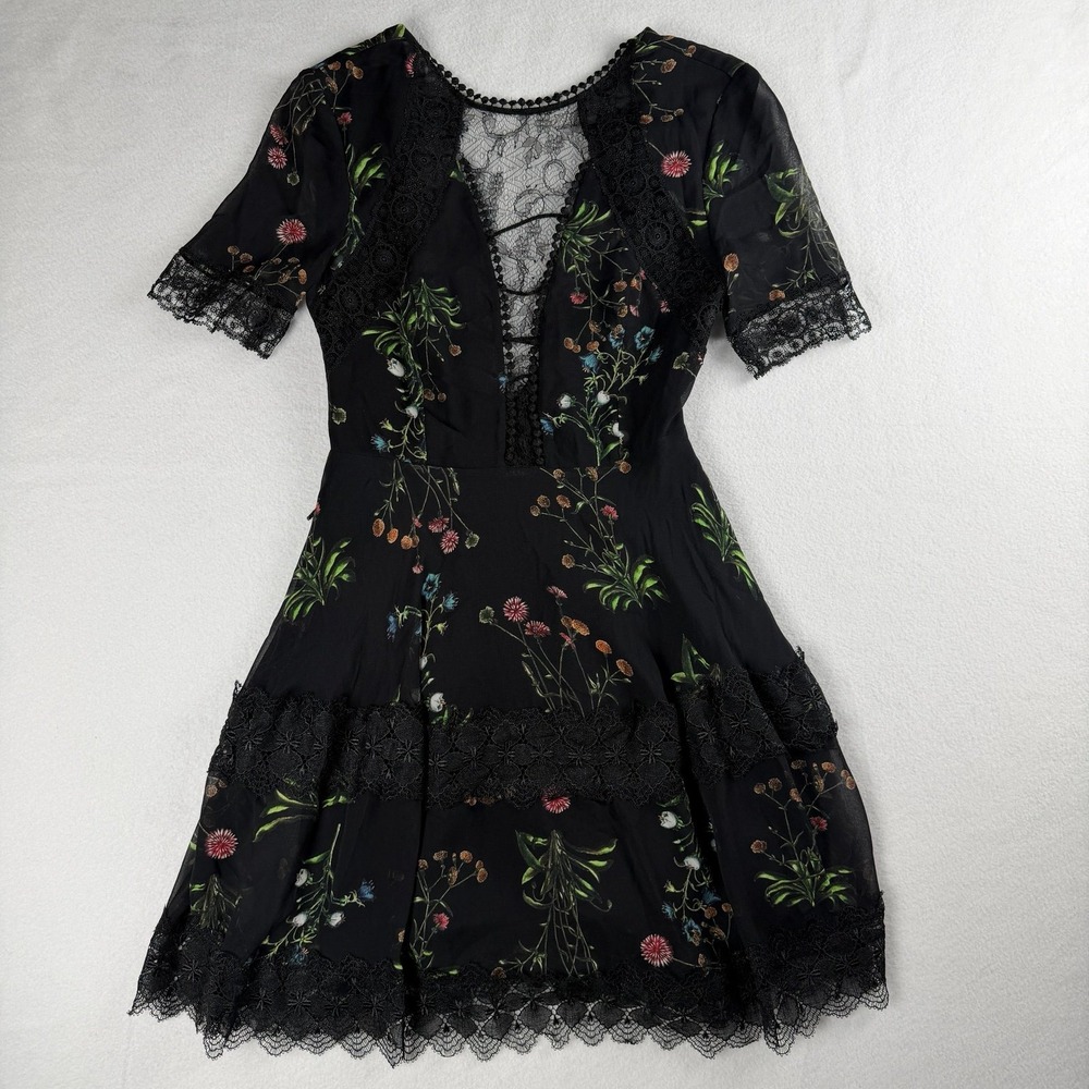 Nicholas Women's Wildflower Lace Mini Dress Black Sz US 4 - Picture 7 of 12